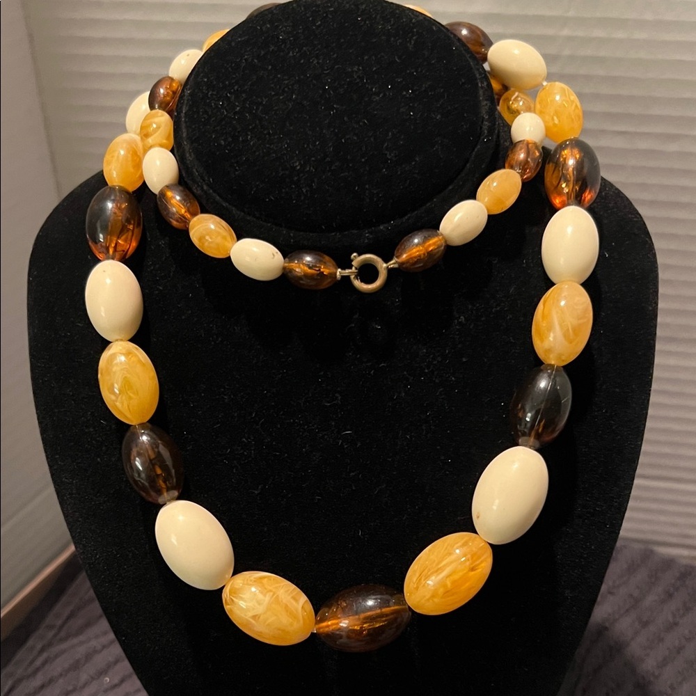 Elegant Amber and Cream Beaded Necklace